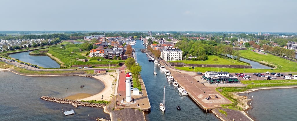 bestuurlijk samenspel verbeteren Voorne aan Zee