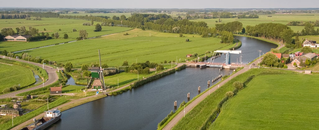 banner merwedekanaal