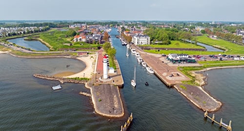 Het bestuurlijk samenspel verbeteren in de jongste gemeente van Nederland