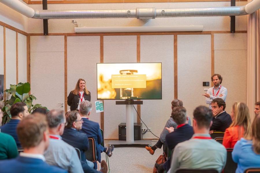 Beeld early bird uitnodiging vastgoed masterclassesDEF