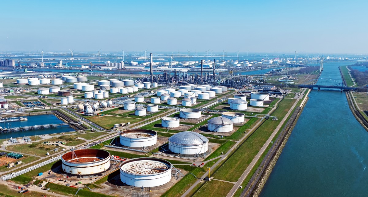 Industrie en overheid versnellen: van noodsignaal naar regie en samenwerking