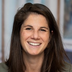Iris Genuchten