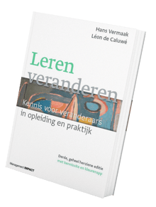 Mockup-boek-staand-leren-veranderen_2