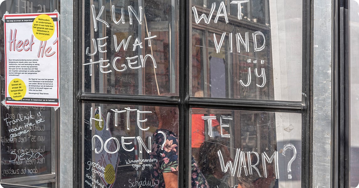 De 'Heet hè?-kas' om in gesprek te komen met inwoners over hittestress. Ontwikkeld door Fides Lapidaire.
